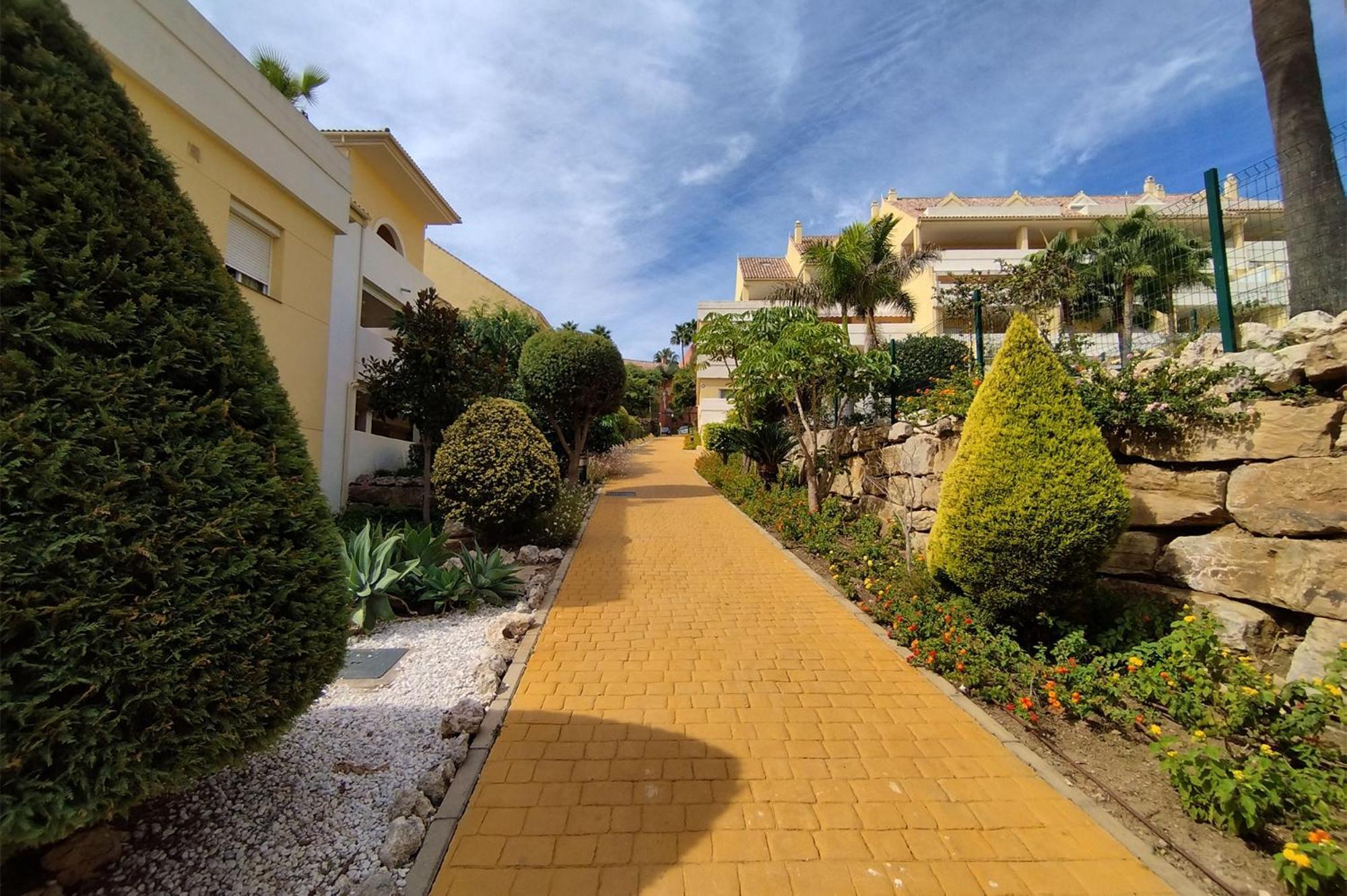 Puertosol 2 Apartment Estepona Exterior photo