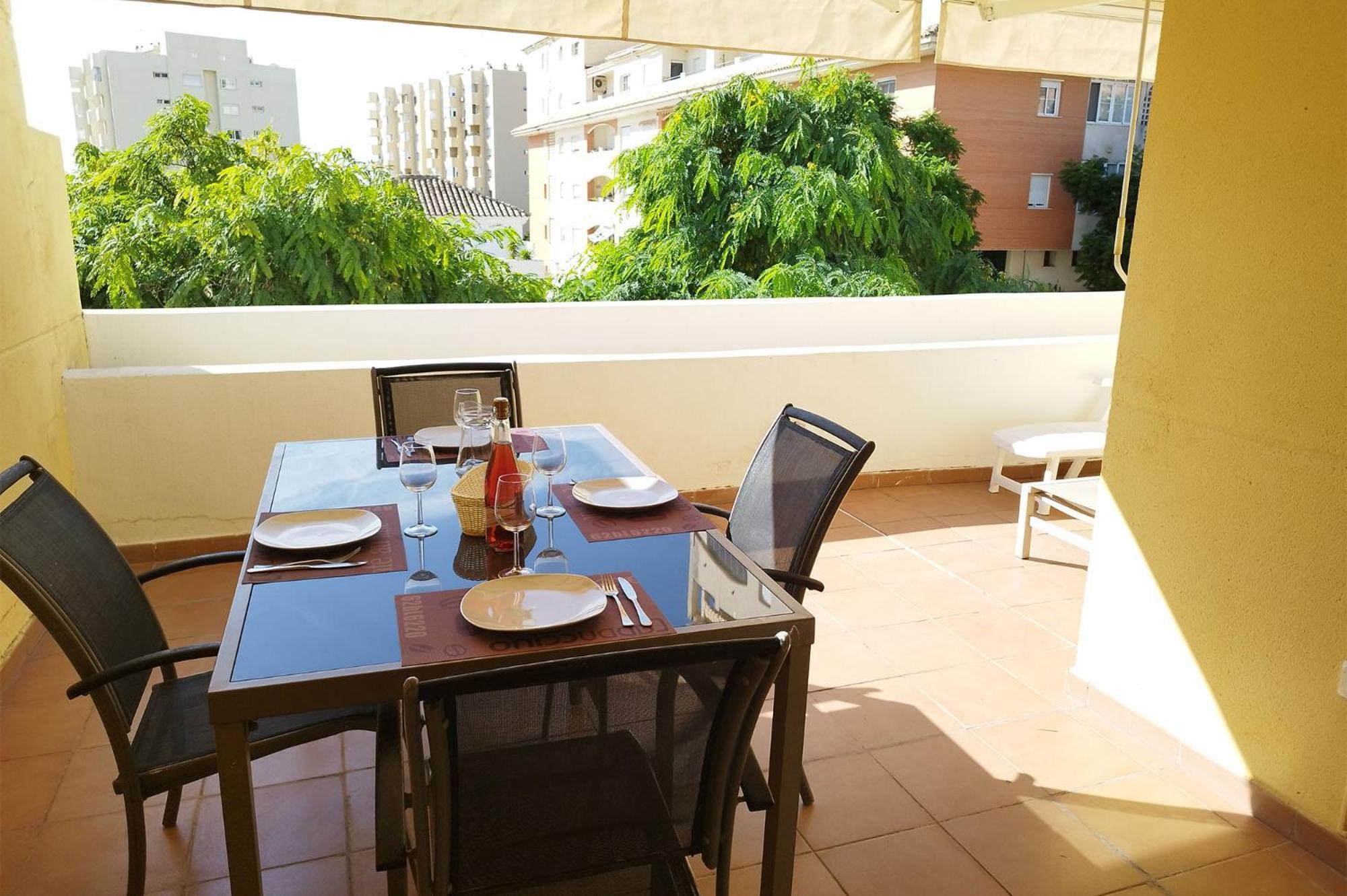 Puertosol 2 Apartment Estepona Exterior photo